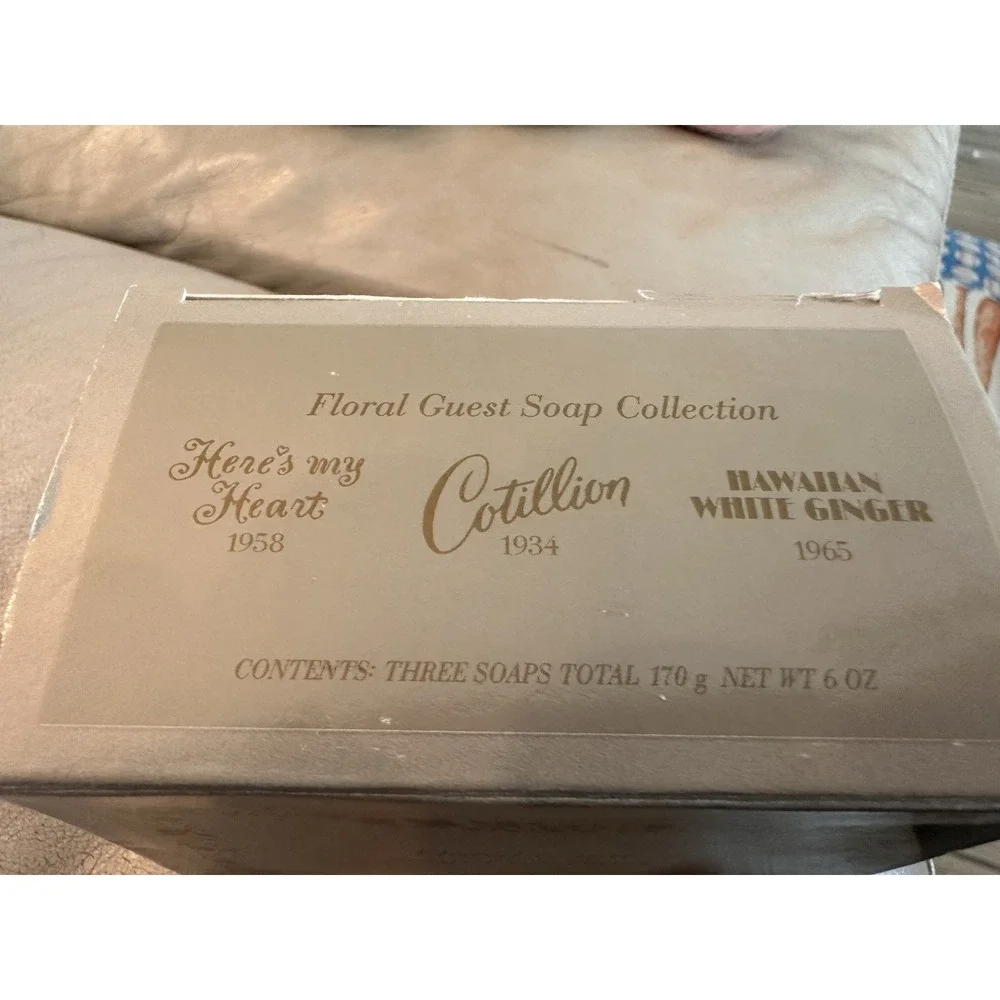 Vintage Avon Floral‎ Guest Soap Collection - NEW OLD STOCK 1999 -